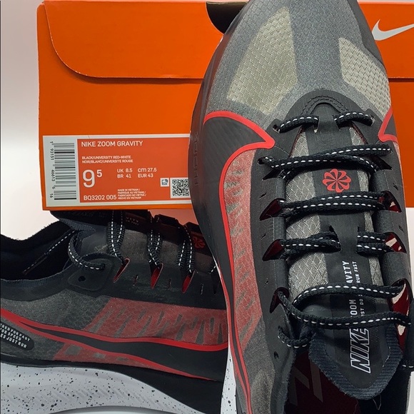 • NIKE ZOOM GRAVITY black/university red-white - Picture 6 of 16